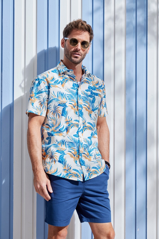 John Devin Shorts »Bermuda«  kurze Hose aus elastischer, gewebter Baumwollqualität