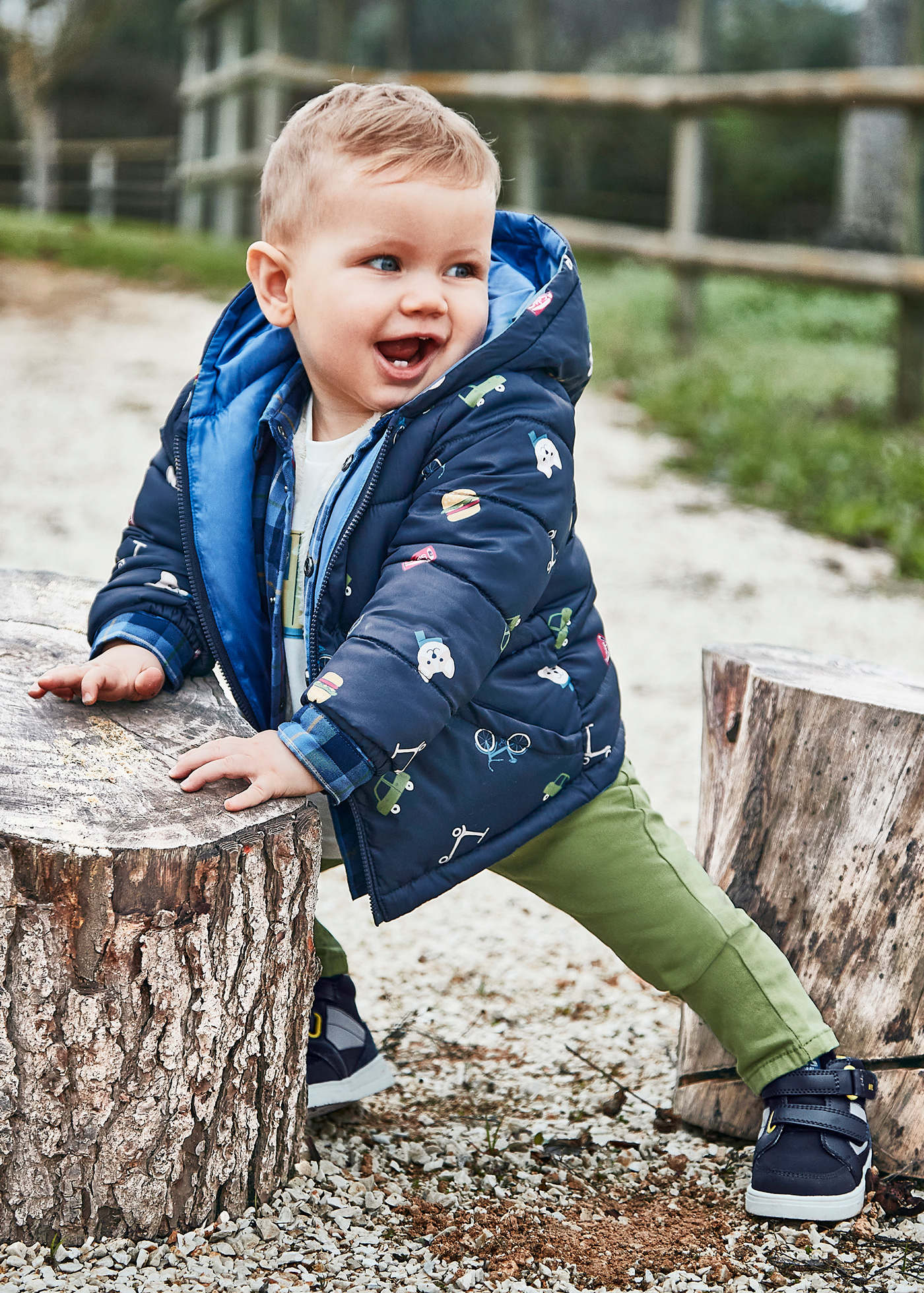 Calças de algodão Better Cotton para bebês, corte slim fit