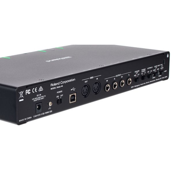 Roland Rubix44
