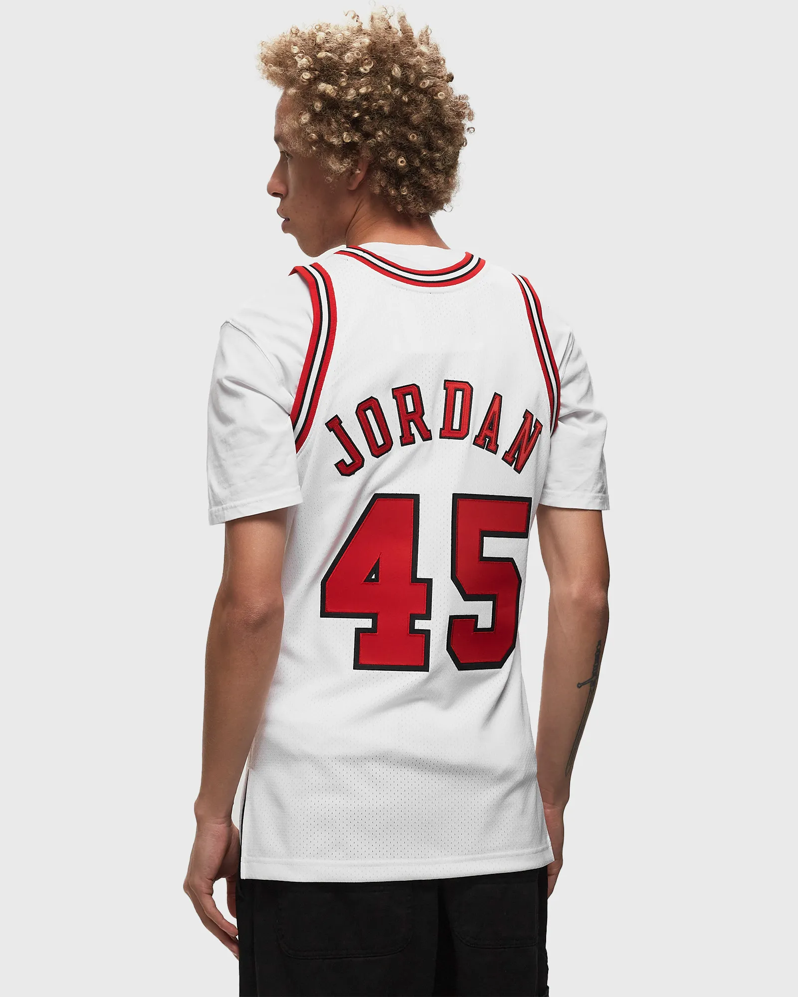Camisa autêntica da NBA da Mitchell & Ness, Chicago Bulls, temporada 1994-95, Michael Jordan, número 45.