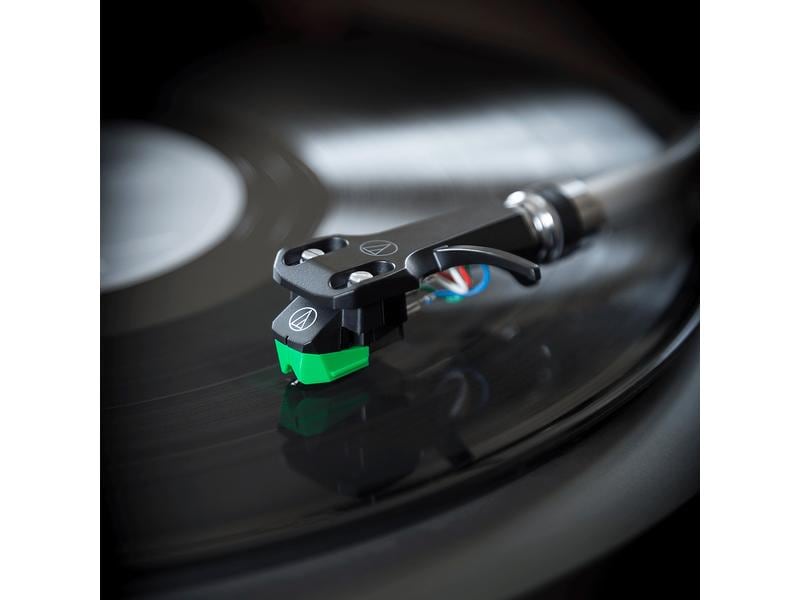 Audio-Technica Tonabnehmer AT-VM95E/H inklusive Headshell Stereotonabnehmer AT-VM95E mit Headshell AT-HS6BK