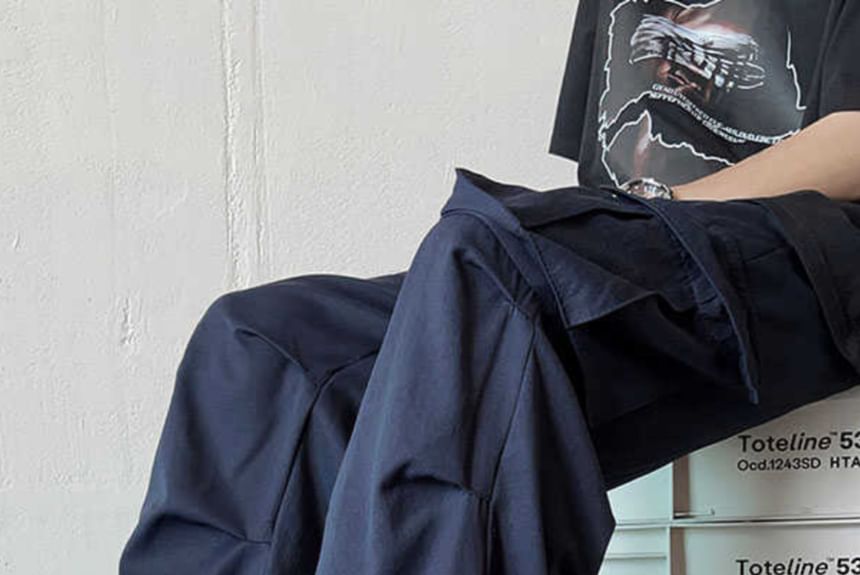 Fushet - Effen cargobroek met elastische taille en rechte pijpen