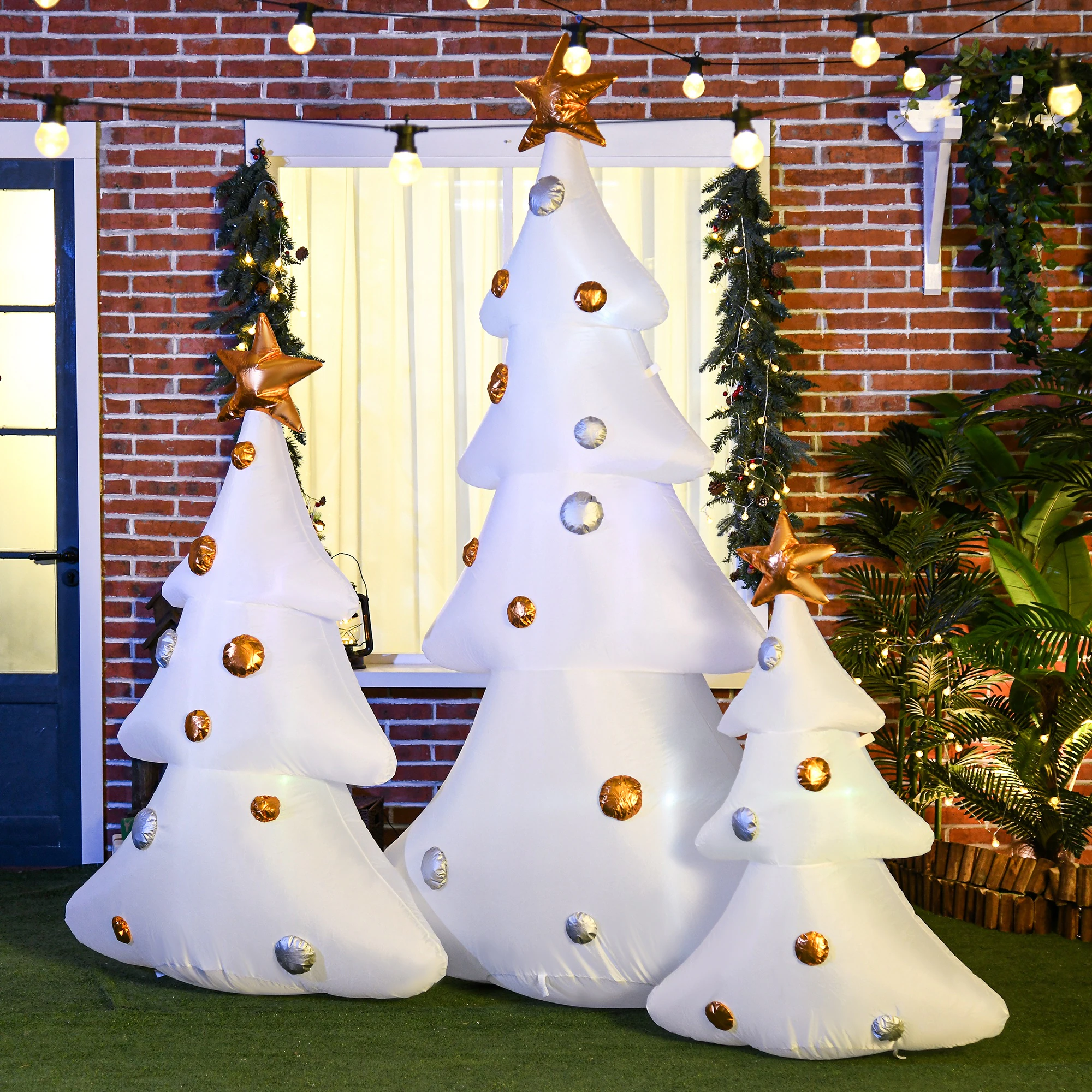 HOMCOM Aufblasbare Weihnachtsbäume mit LED-Lichter bunt 239L x 77B x 210H cm