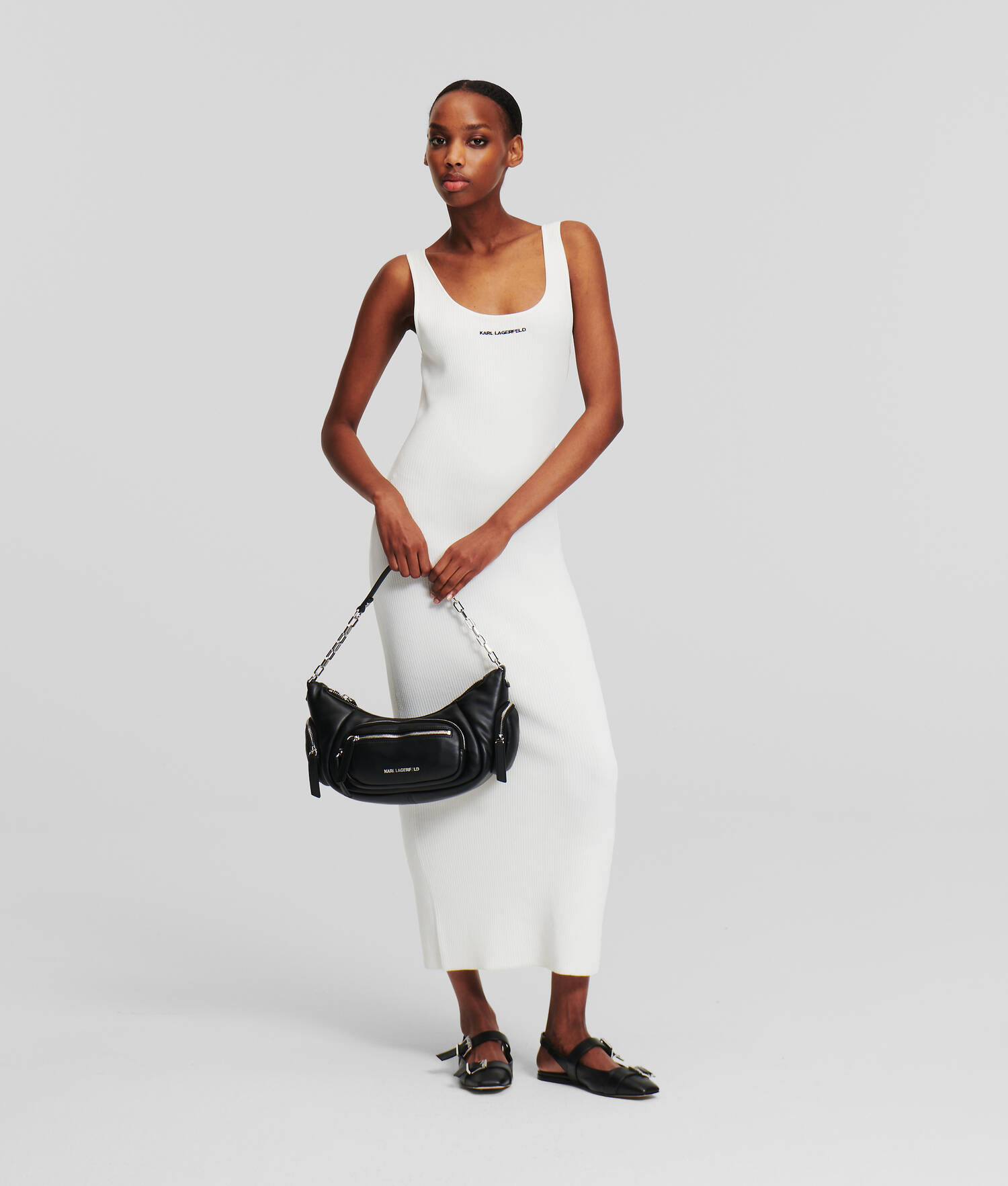 ROBE SANS MANCHES EN TRICOT CÔTELÉ