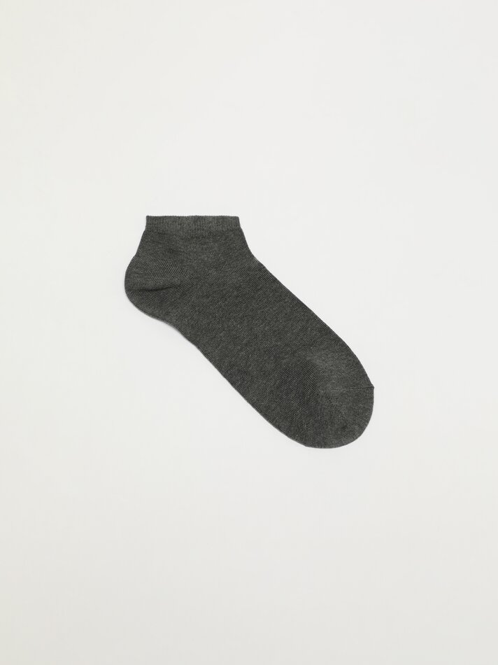 Pacote com 7 pares de meias básicas de cano curto - Cinza