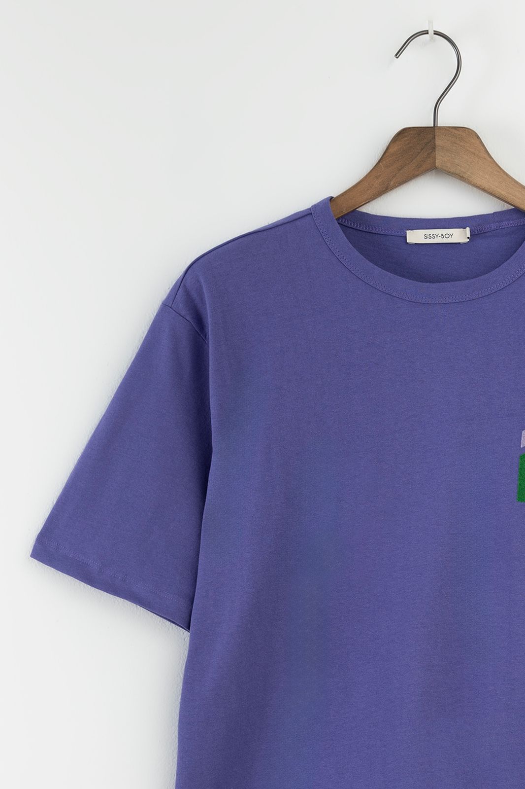 Paars T-shirt met artwork