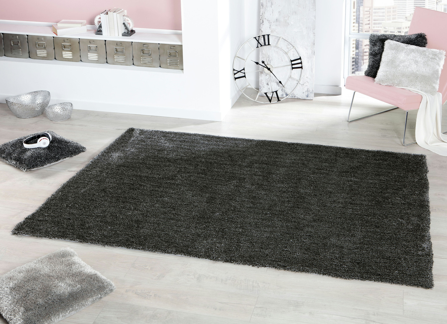 Hochflor-Teppiche und Kissen mit Baumwoll-Rückseite