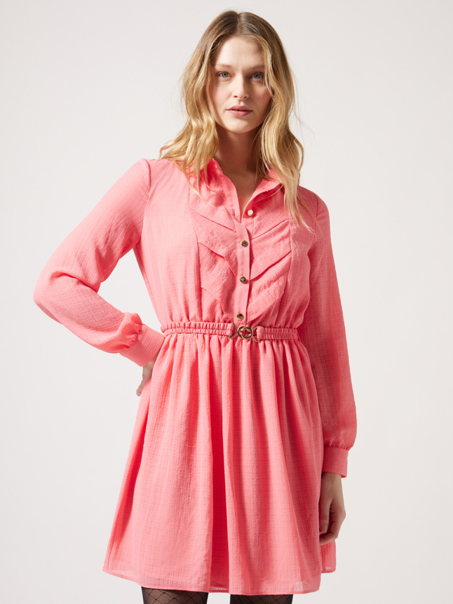 Robe courte à ceinture