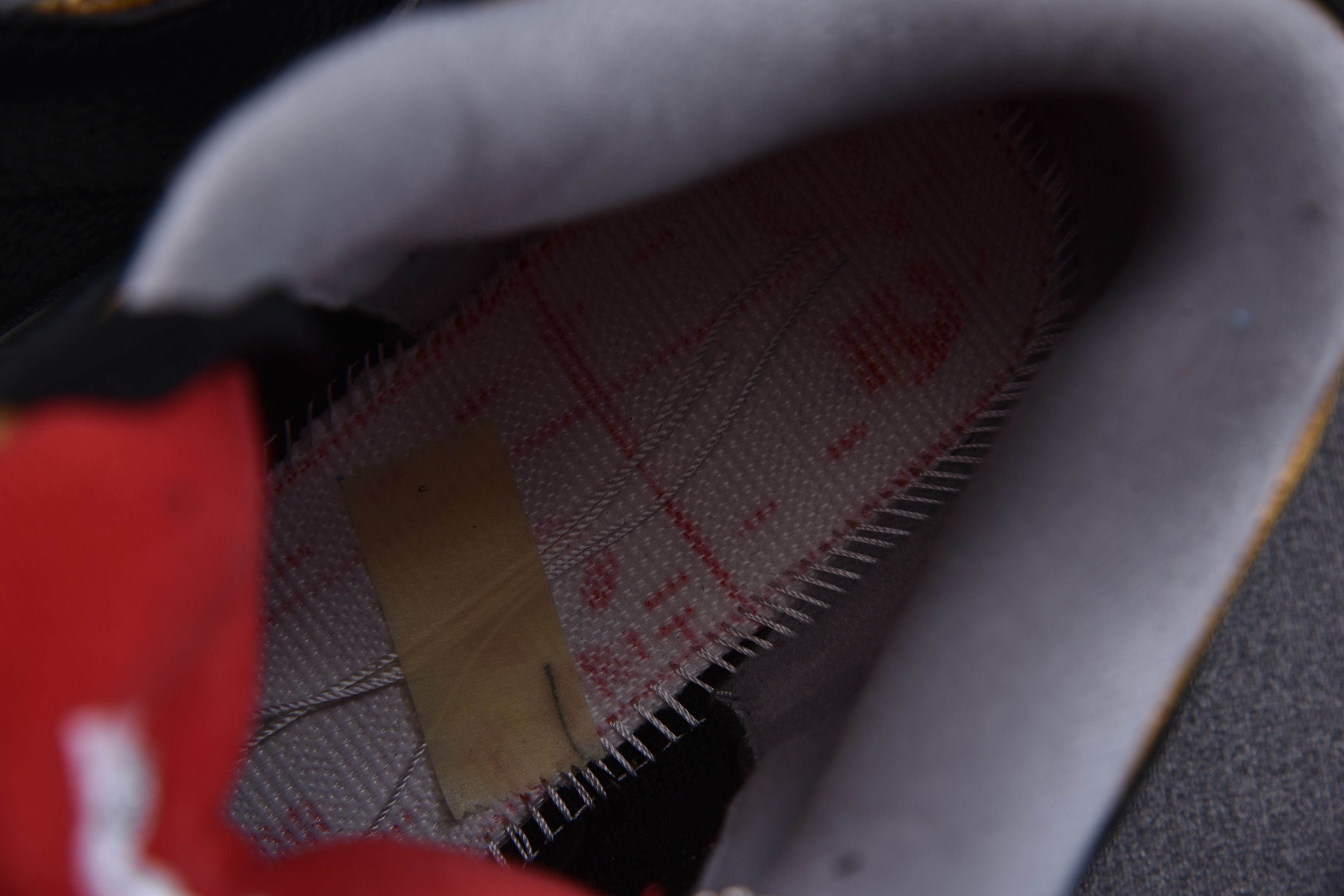 Jordan 3 Retro Black Cement Gold (Women Size!!)