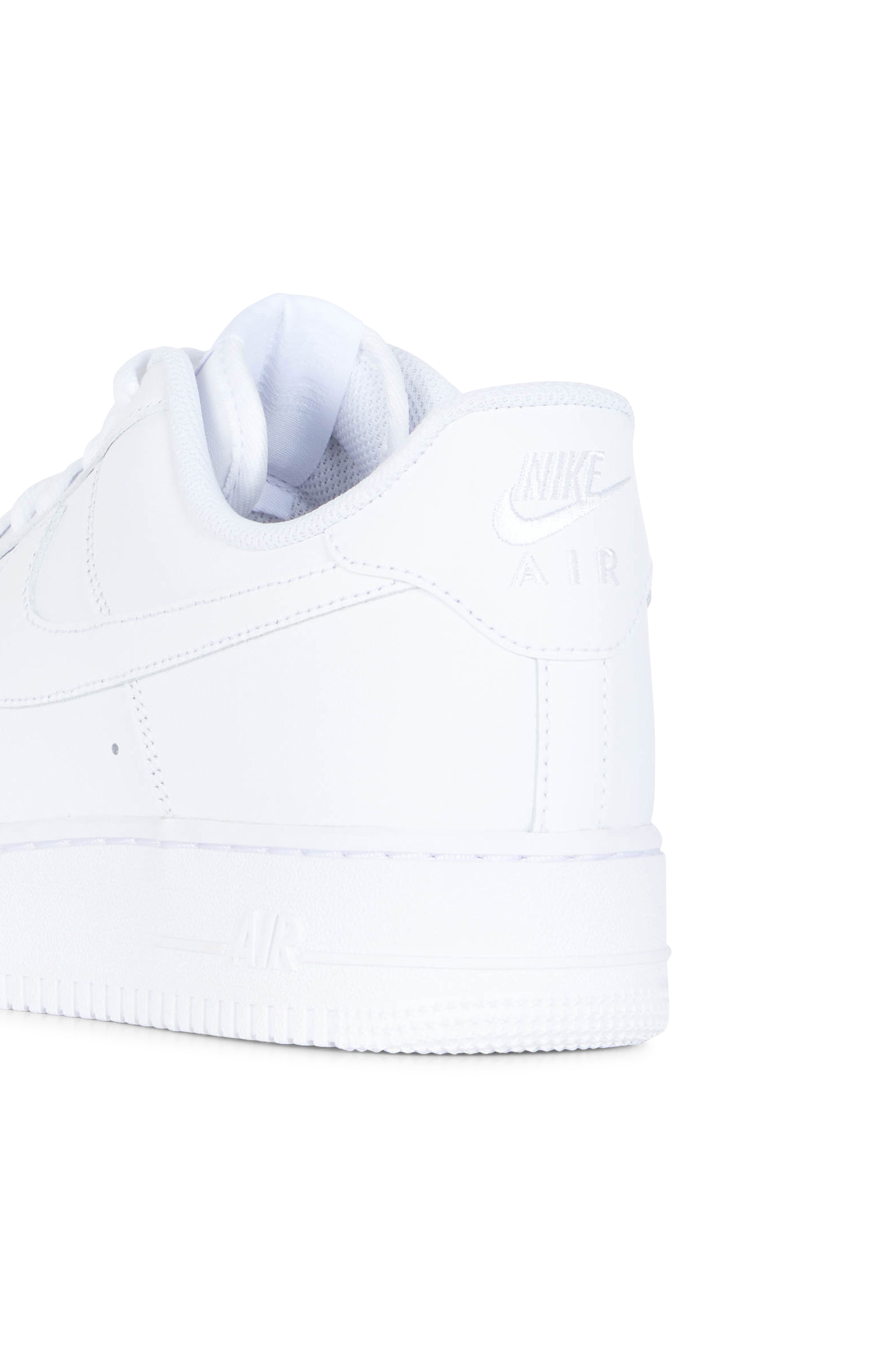 NIKE Baskets AIR FORCE 1 '07 Blanc