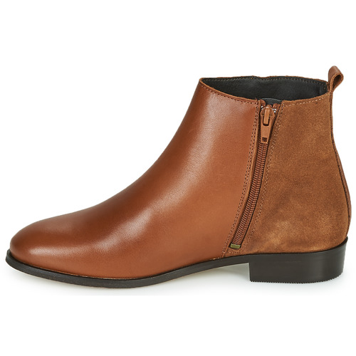 Betty London - HELOI - Camel