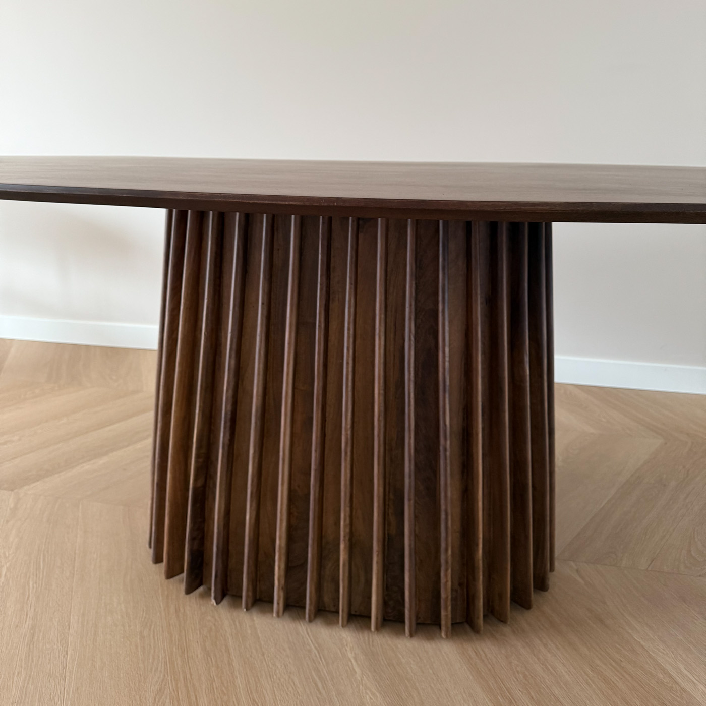 Eettafel Madrid ovaal 160cm
