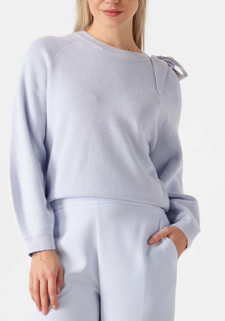 lichtblauwe dante6 trui ulyn cut-out bow sweater