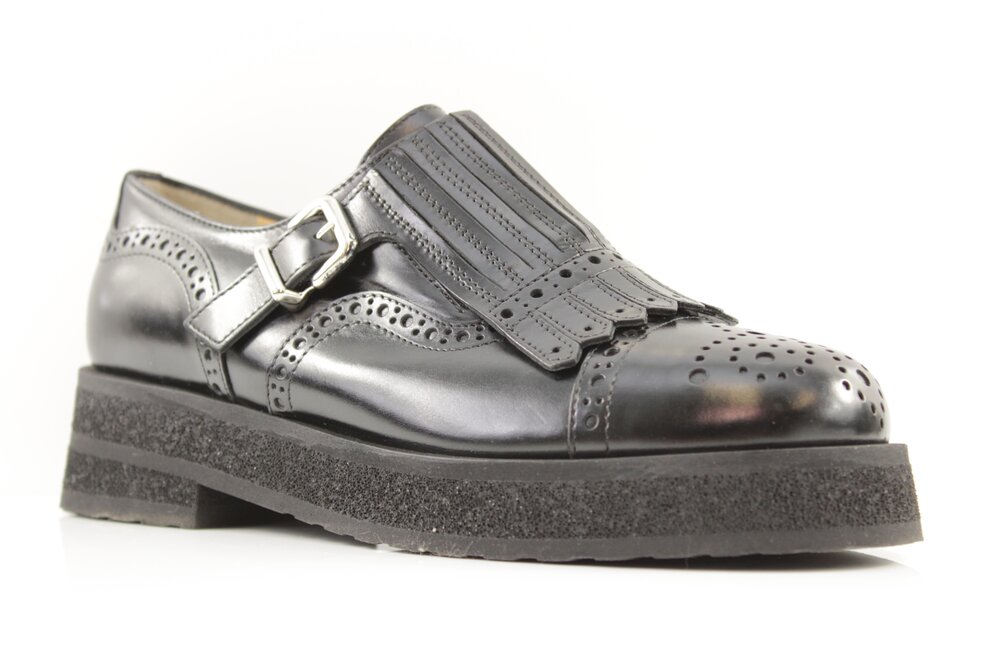 TRUMAN'S Slipper