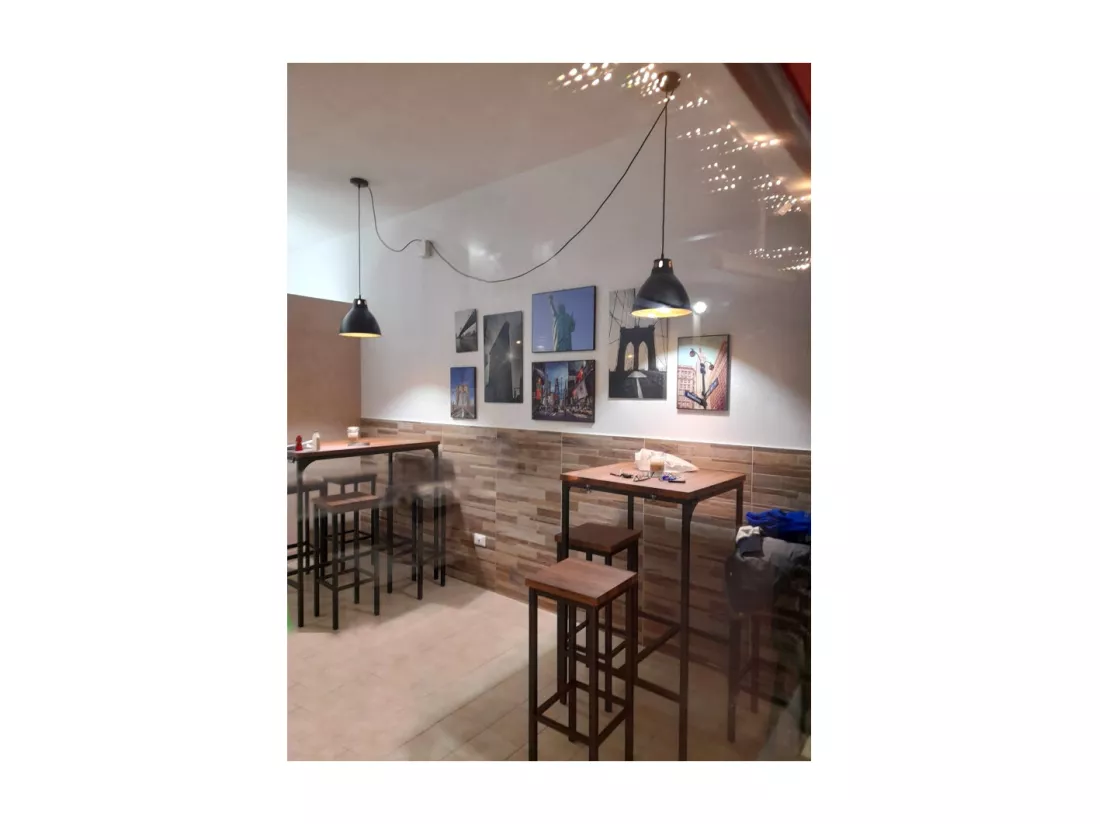 Lot de 2 tabourets de bar, hauteur d'assise 78 cm, couleur marron noyer, mod. FIRENZE ROMA par Yelloo
