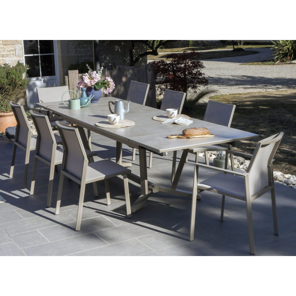 Chaise de jardin empilable delia