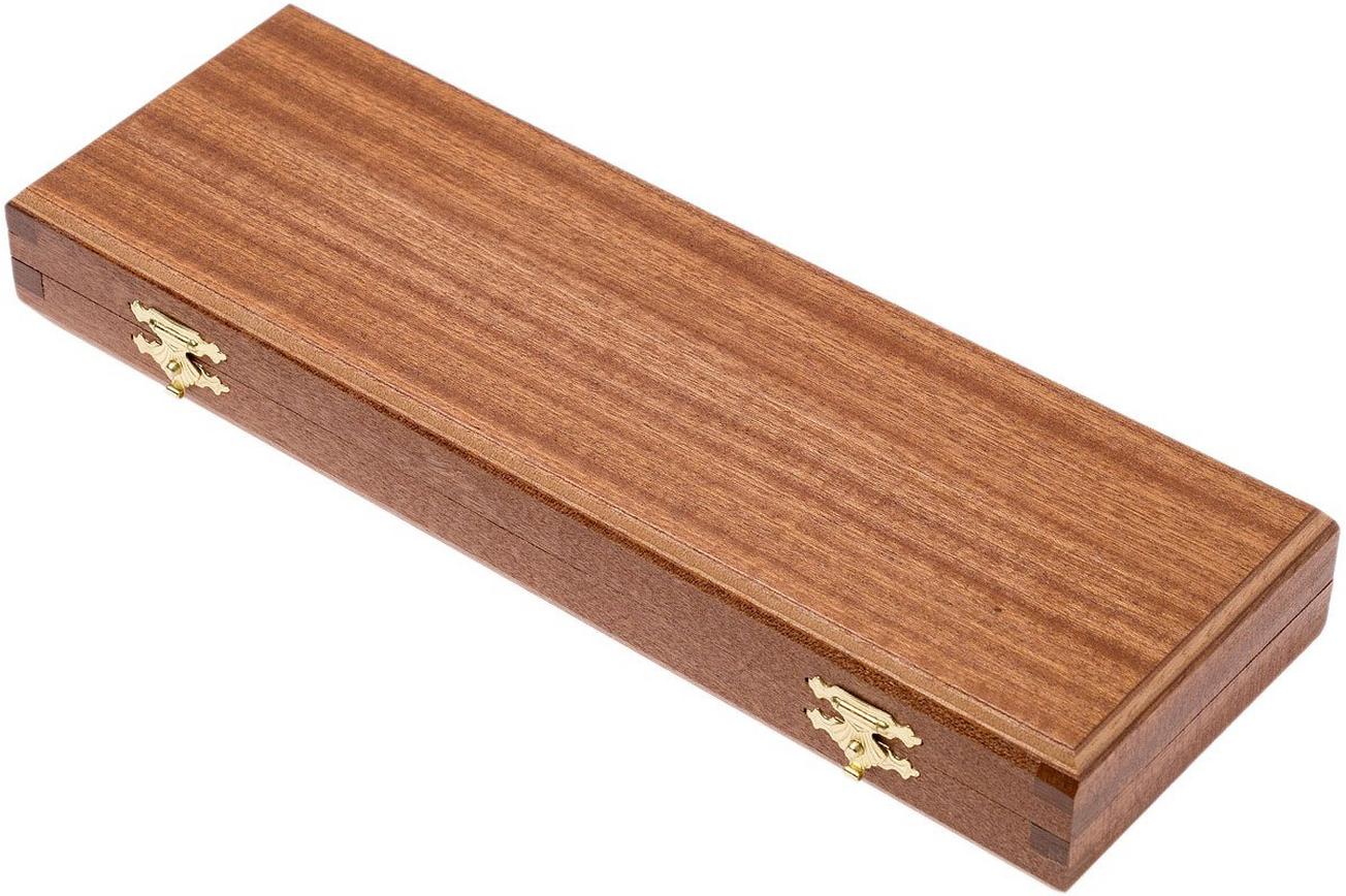 Laguiole en Aubrac Le Buron kaasmes jeneverbeshout, KMF99GEI