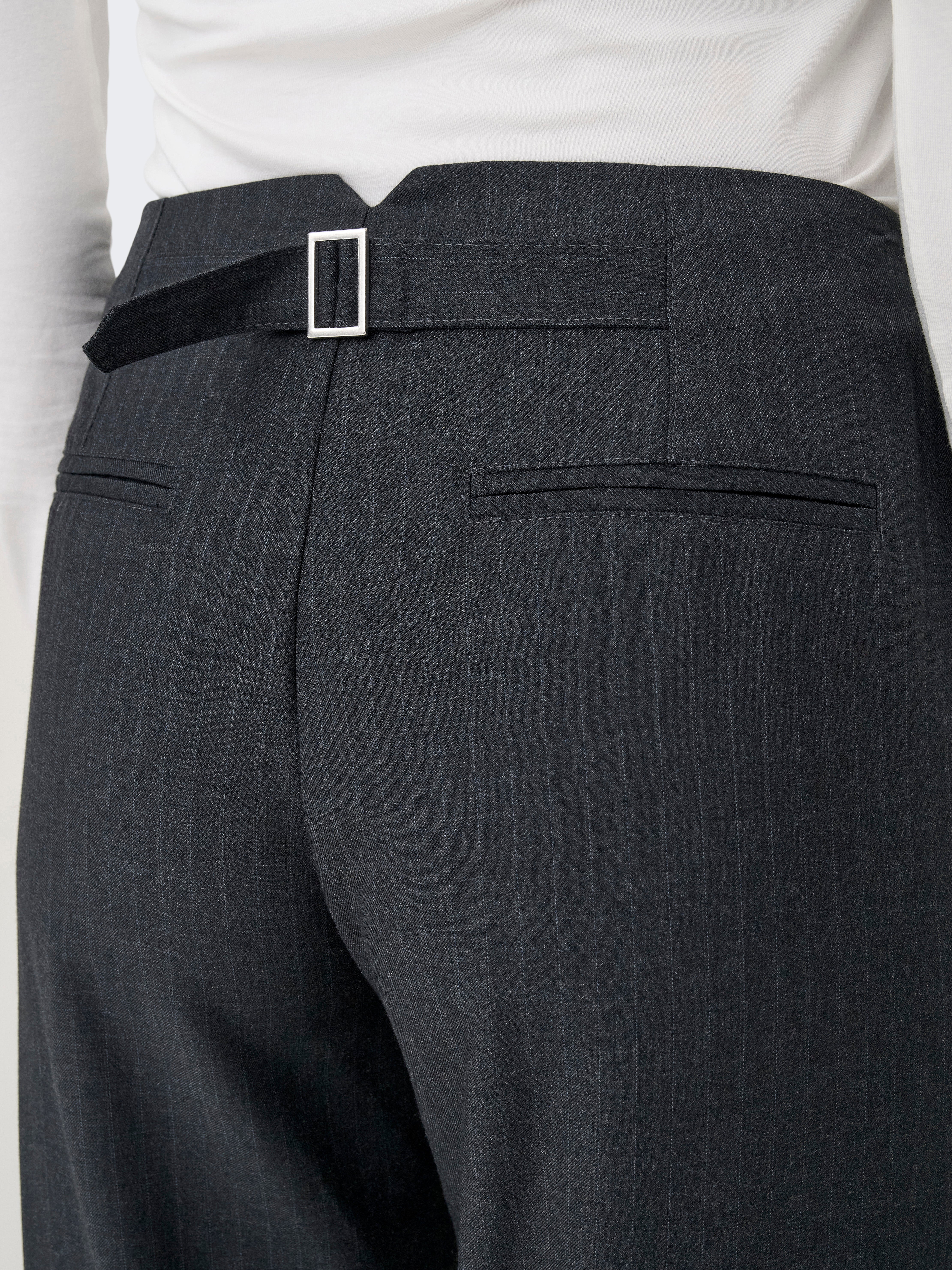 ONLSADIE Niedrige Taille Gerade geschnitten Anzughose Dark Grey