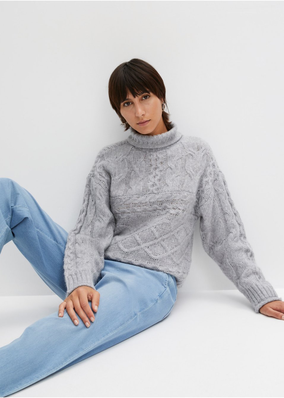 Pull en maille à torsades