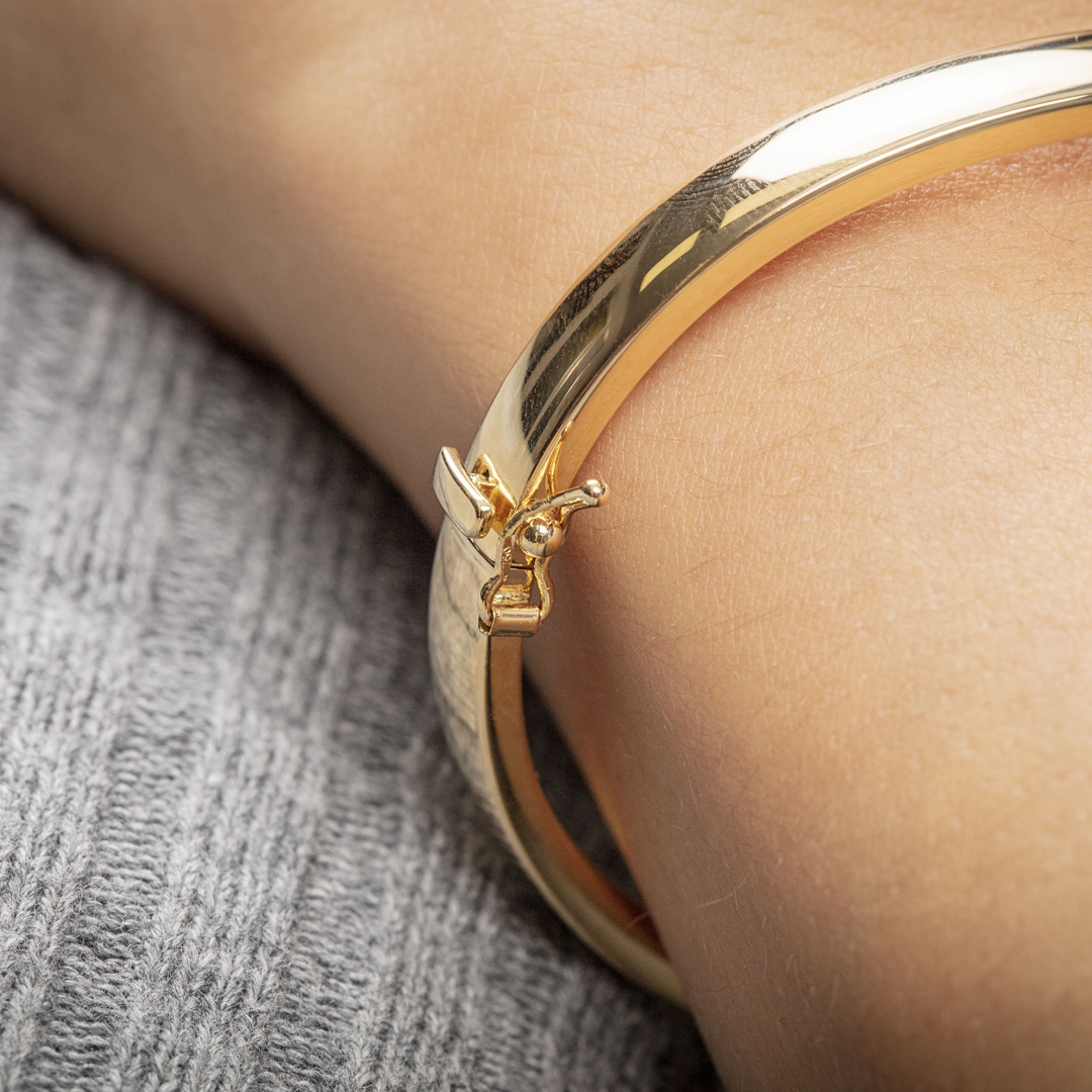 Armreif oval 750/18 K Gelbgold 6mm - 52x62mm