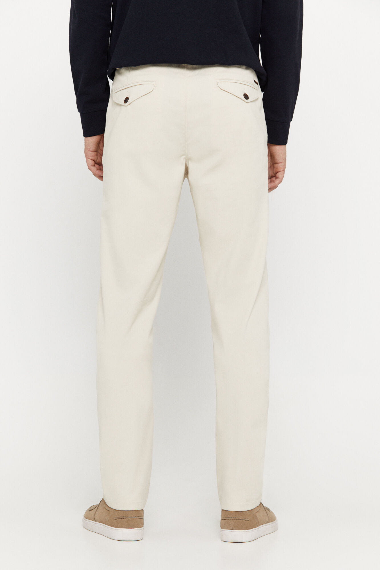Calça chino confortável de corte regular - Marfim