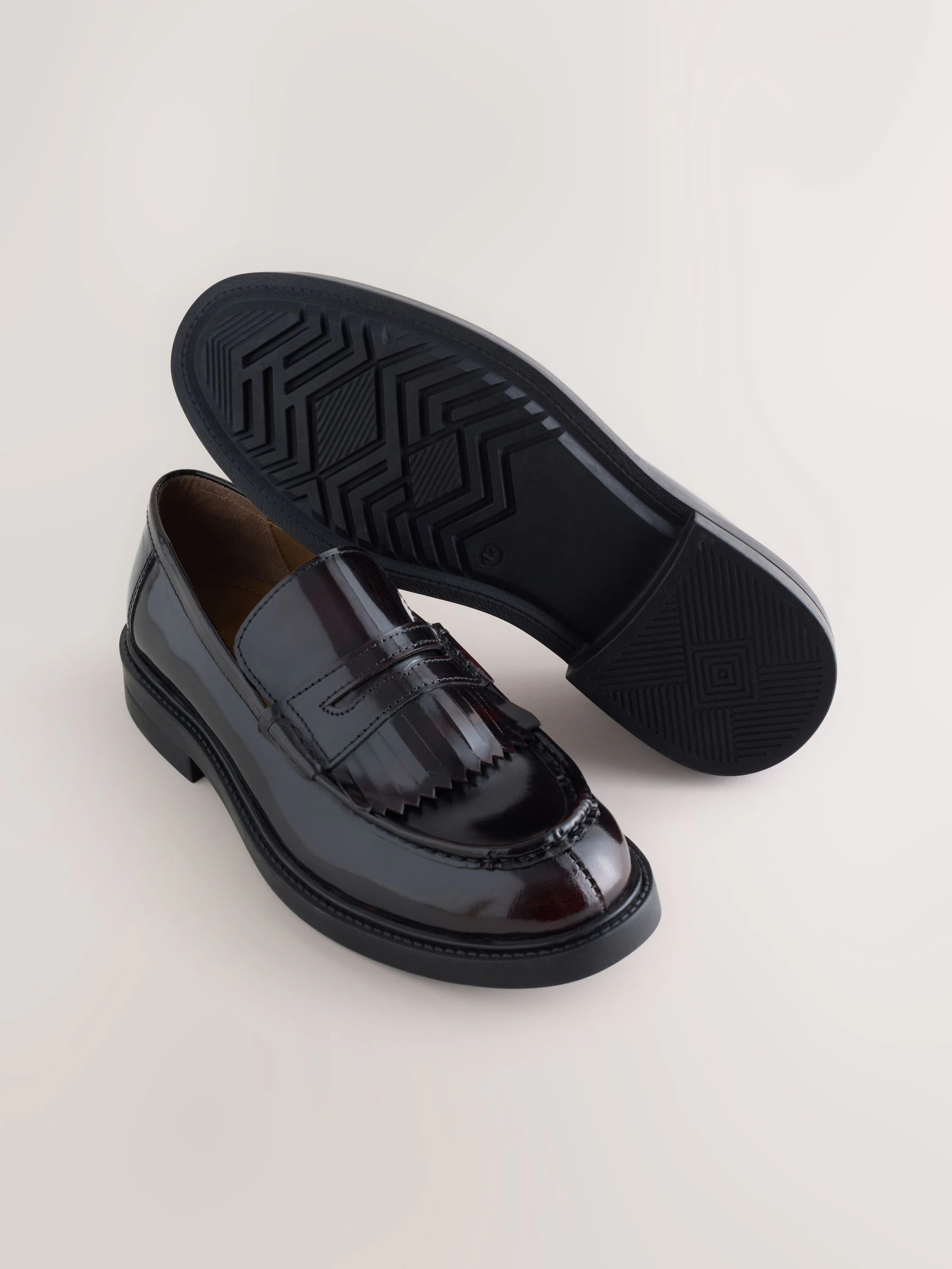 Bordeauxrood - Fringe Penny Loafers