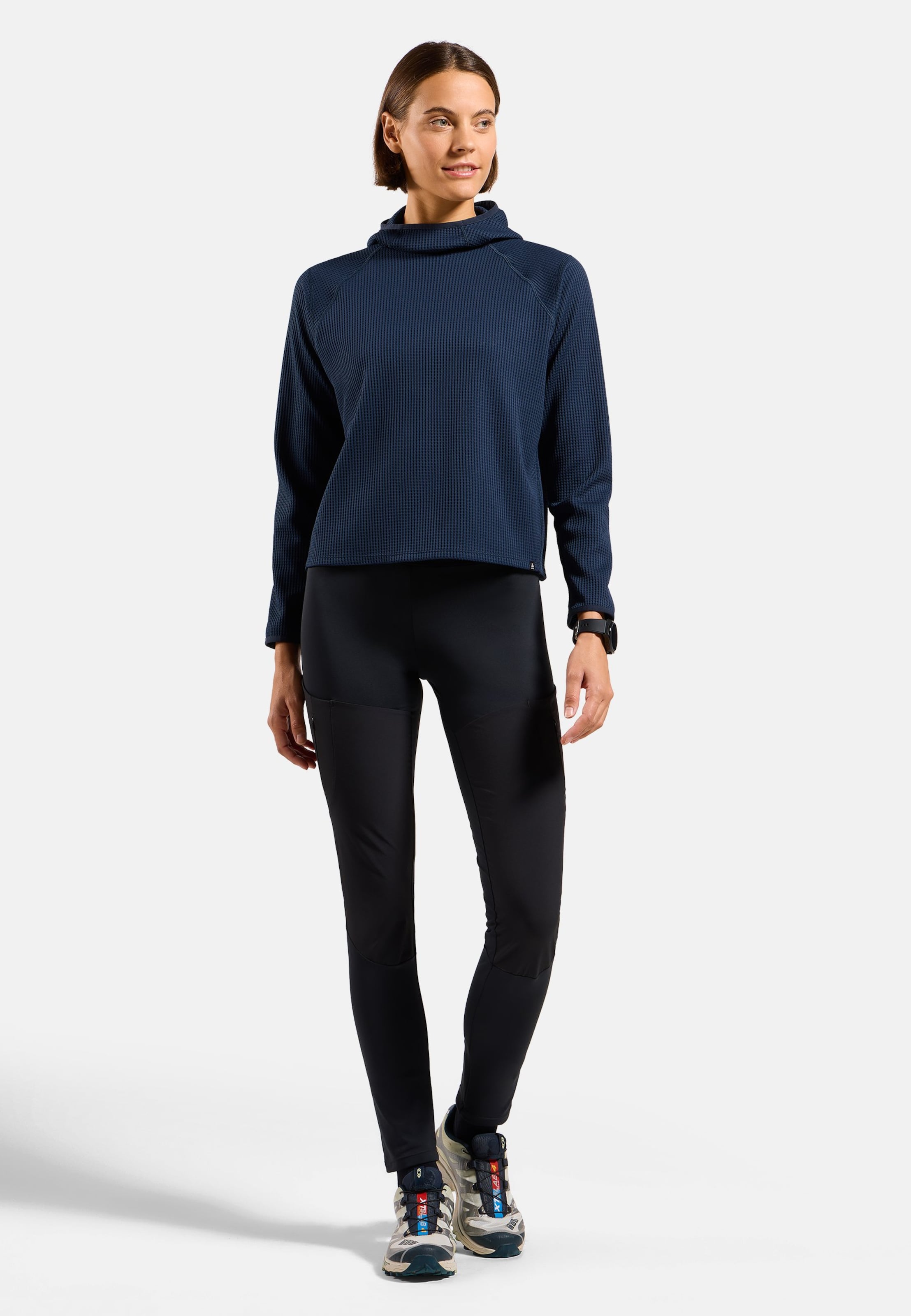 Cubic Multisport Mid Layer mit Kapuze in dark sapphire