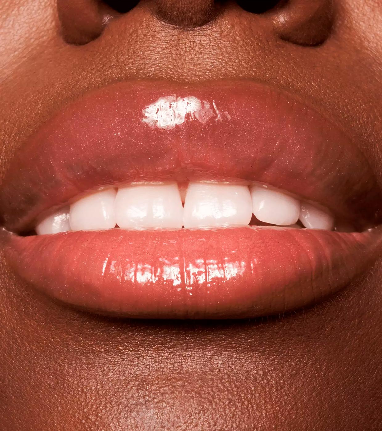 essence - Tratamento labial brilhante Super Balm - 01: Balmazing