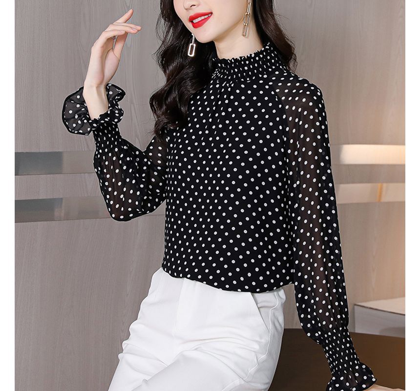 Everose - Blouse met driekwartmouwen en col en stippen van chiffon