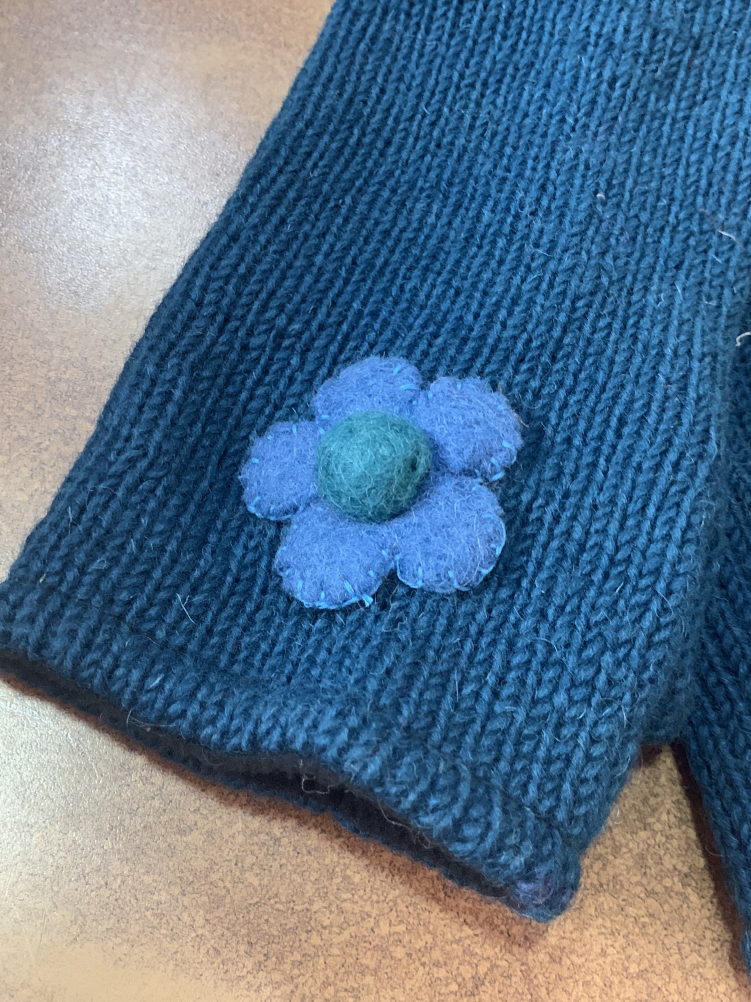 Pulswärmer 'Blume', blau günstig bestellen