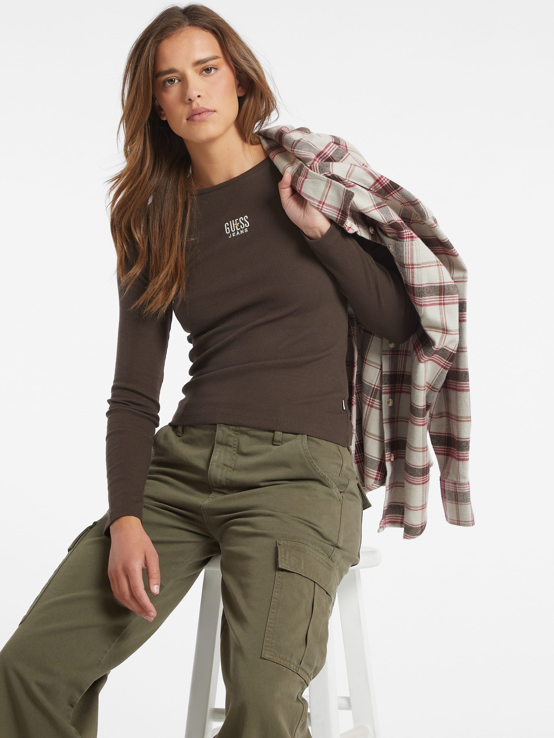 Camiseta Slim com Logo Bordado