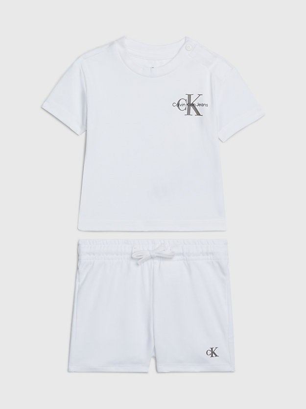 Conjunto de camiseta e shorts para bebê