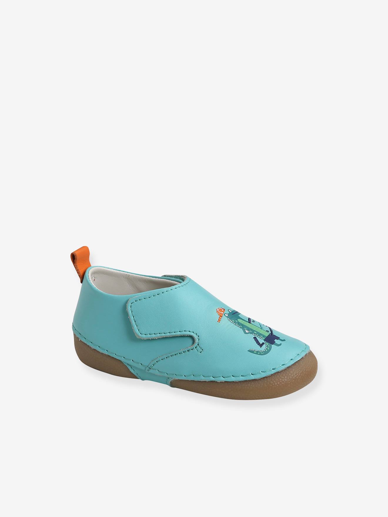 Pantufas de couro para casa, com tira autoadesiva, para bebê menino, lisas, verde claro com estampas.