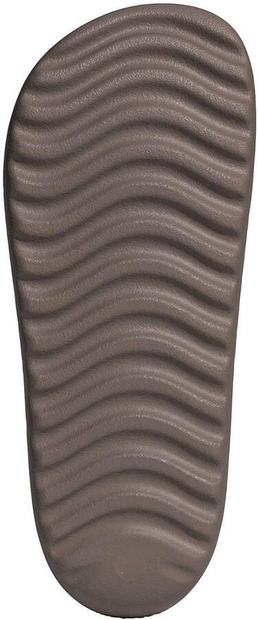 Adidas adilette Slippers en Sandalen Bruin 1 3 Mesh Synthetisch
