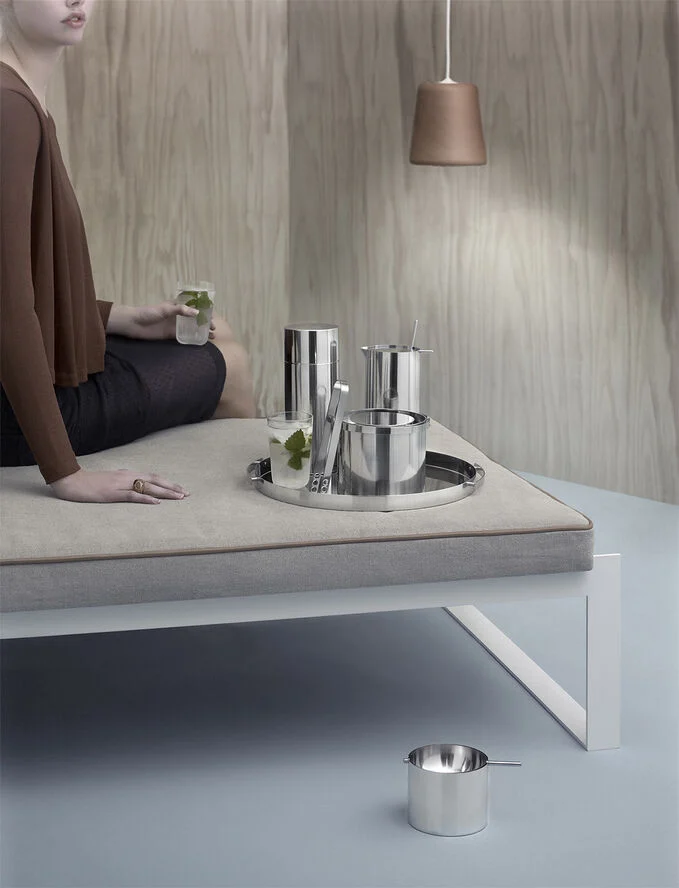 Stelton Arne Jacobsen vippeaskebæger H 8 cm steel Steel