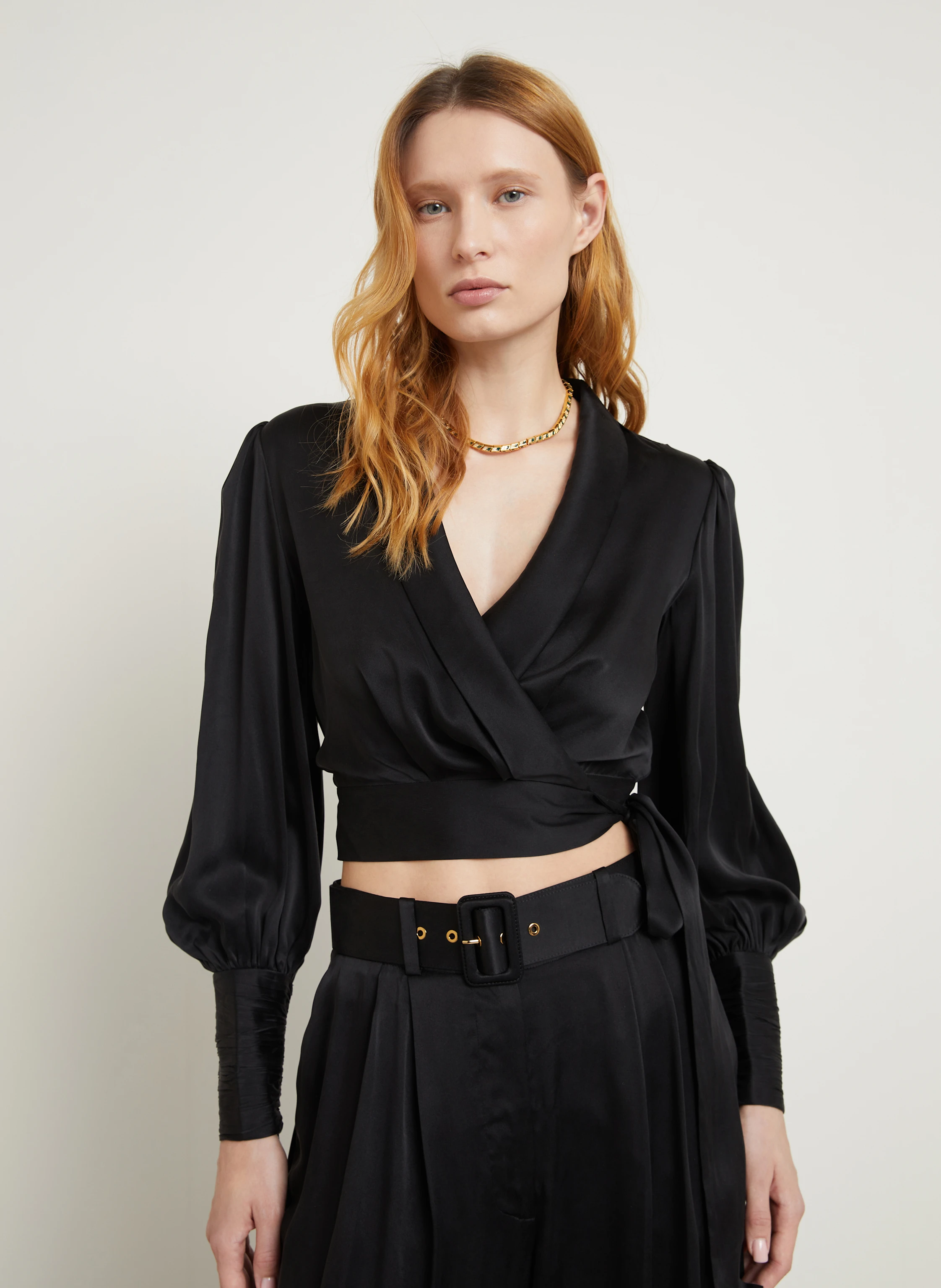 ZIMMERMANN Cropped-Wickelbluse aus Seide