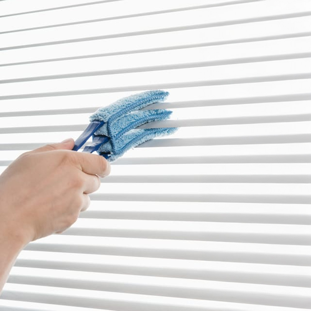 Balai microfibre pour tableau de bord