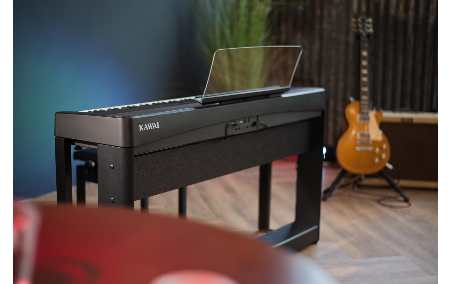 E-Piano ES-920 – Schwarz<br>Digitalpiano mit Flügelanschlag und -ton sowie Bluetooth- und USB-Anschlussmöglichkeit