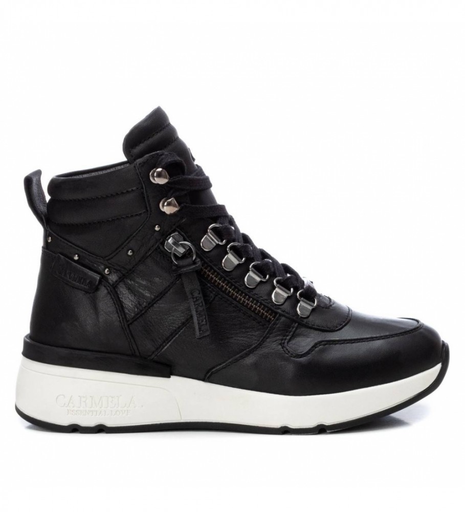 Botas de tornozelo Carmela em couro, modelo 068069, pretas.