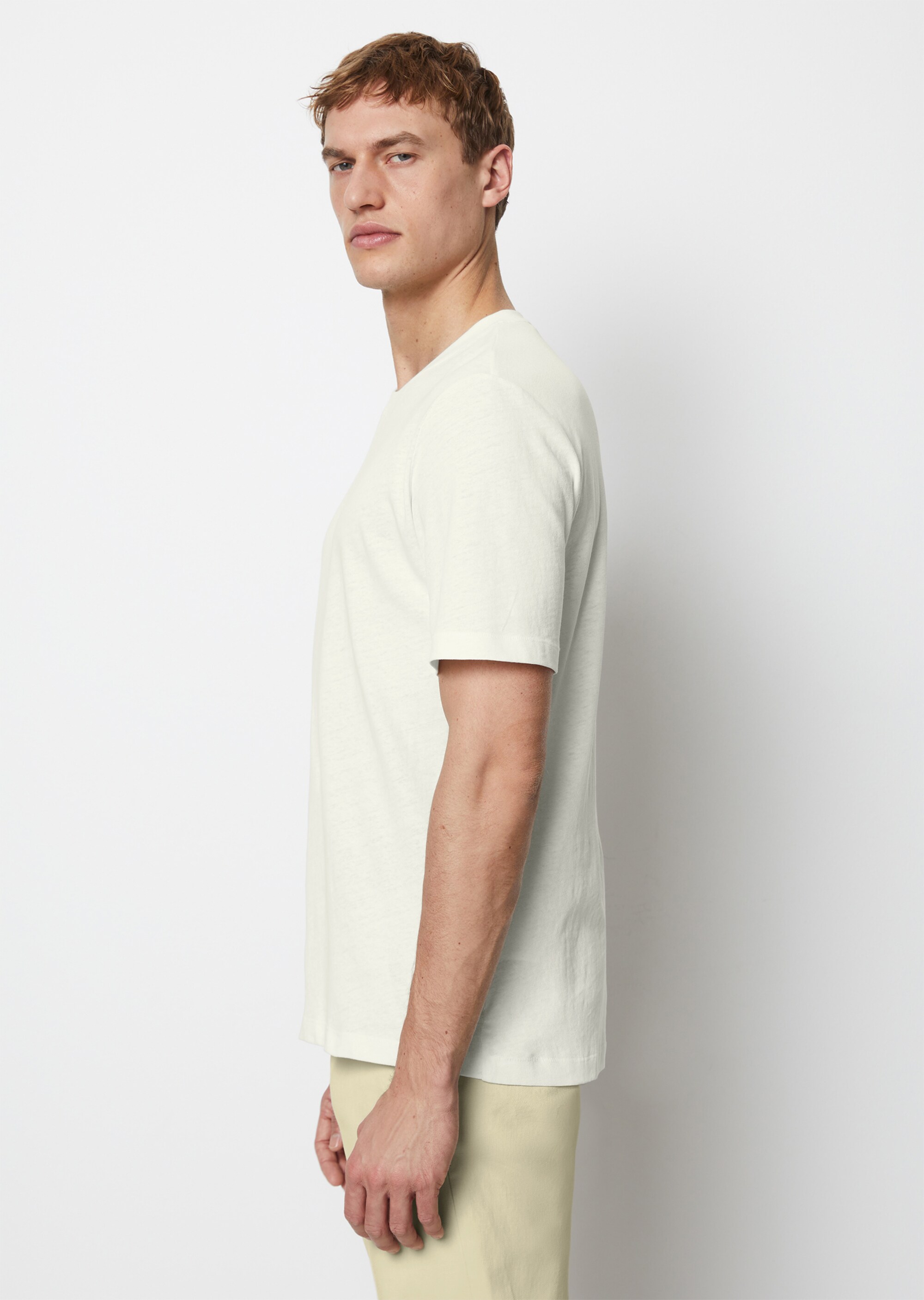 T-Shirt regular aus Bio-Baumwolle und Leinen