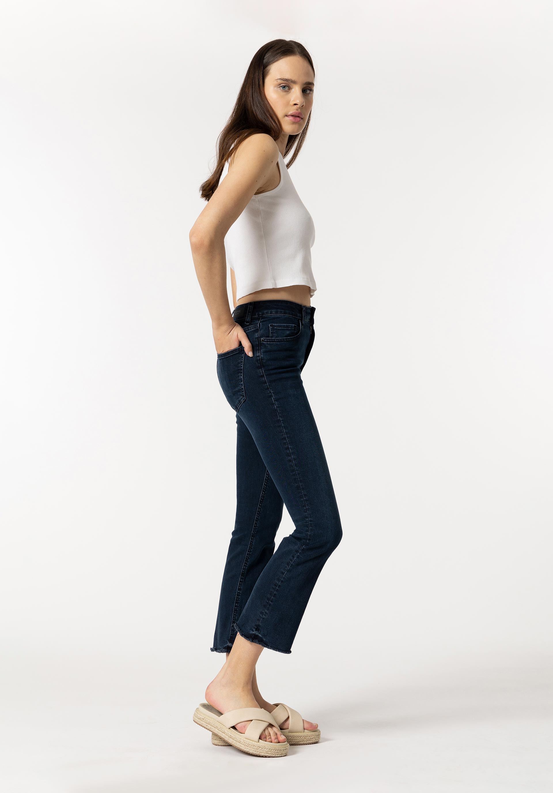 Jeans Megan Cropped Flare Cintura Alta