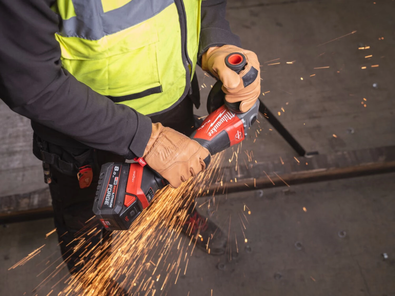 Milwaukee M18 FHSAGO125VXPDB2-802X 18V Li-ion accu Haakse slijper set (2x M18 FB8 accu) in HD Box - 125mm