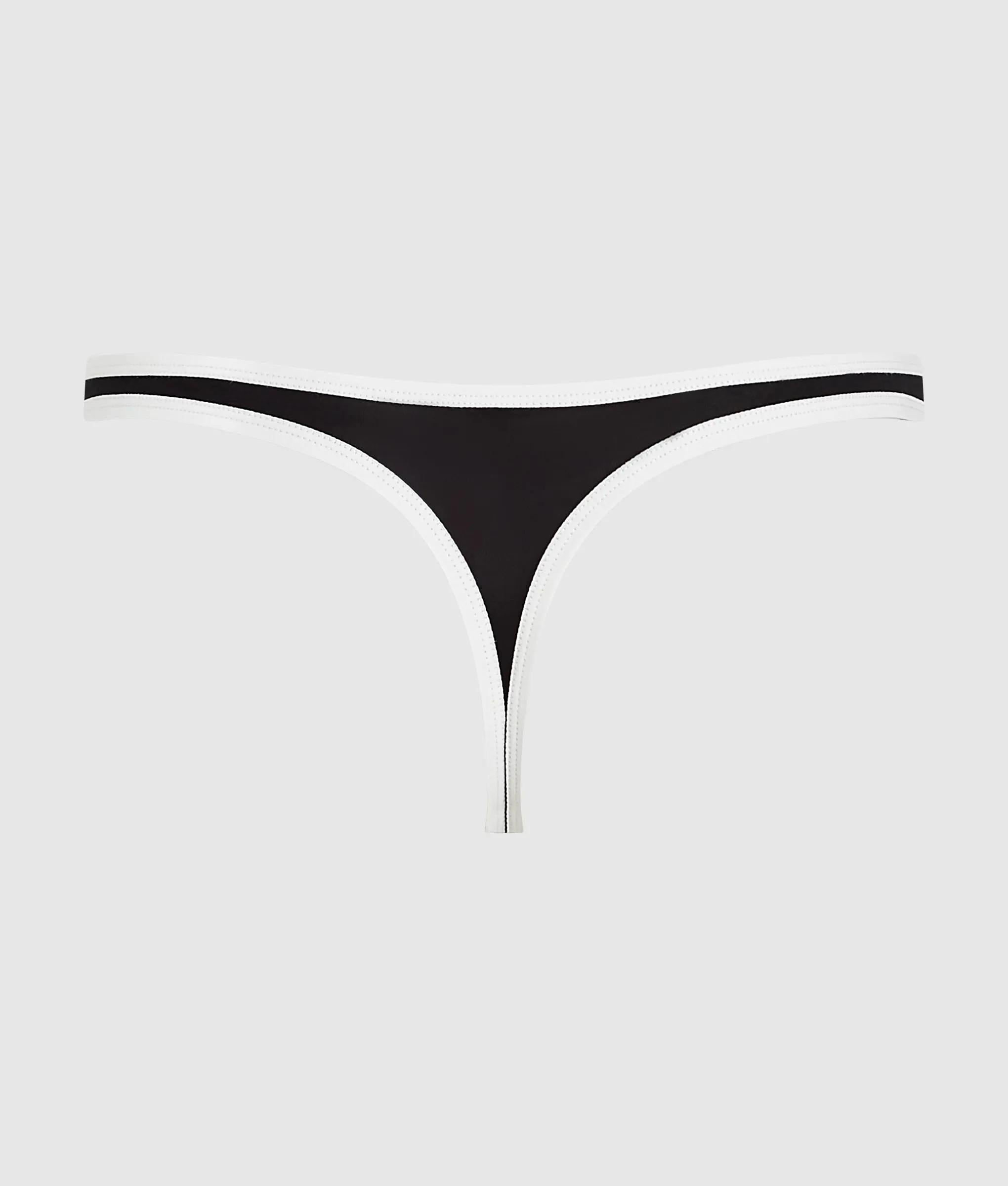 Monochroom string met hoge pijp