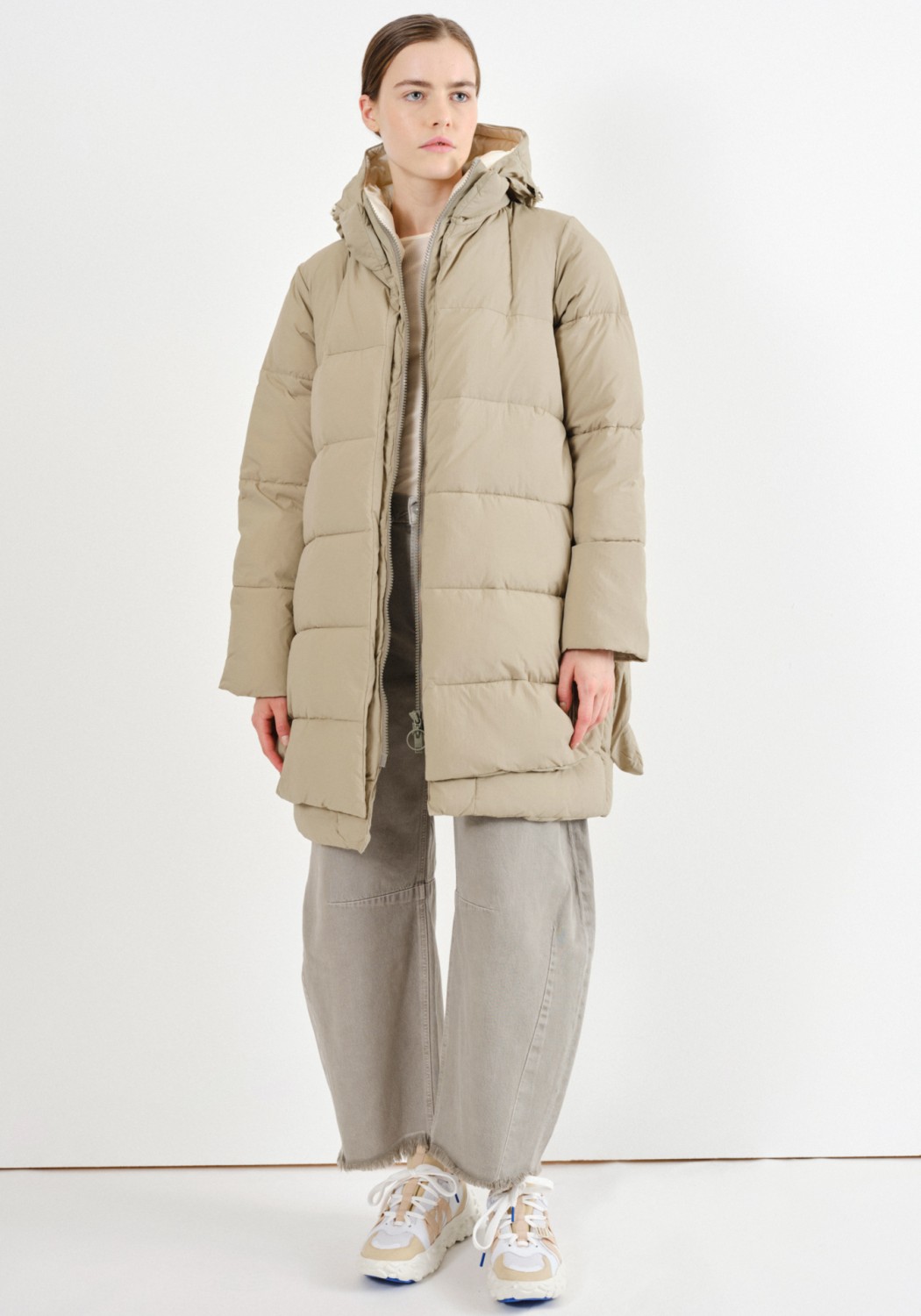 Embassy of Bricks and Logs Puffer-Jacke Fargo Pale Olive