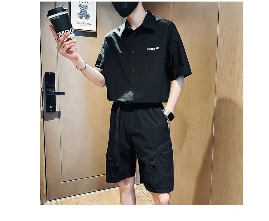 Andrei - Set: Shirt met korte mouwen en tekstprint + Cargo Shorts met elastische taille