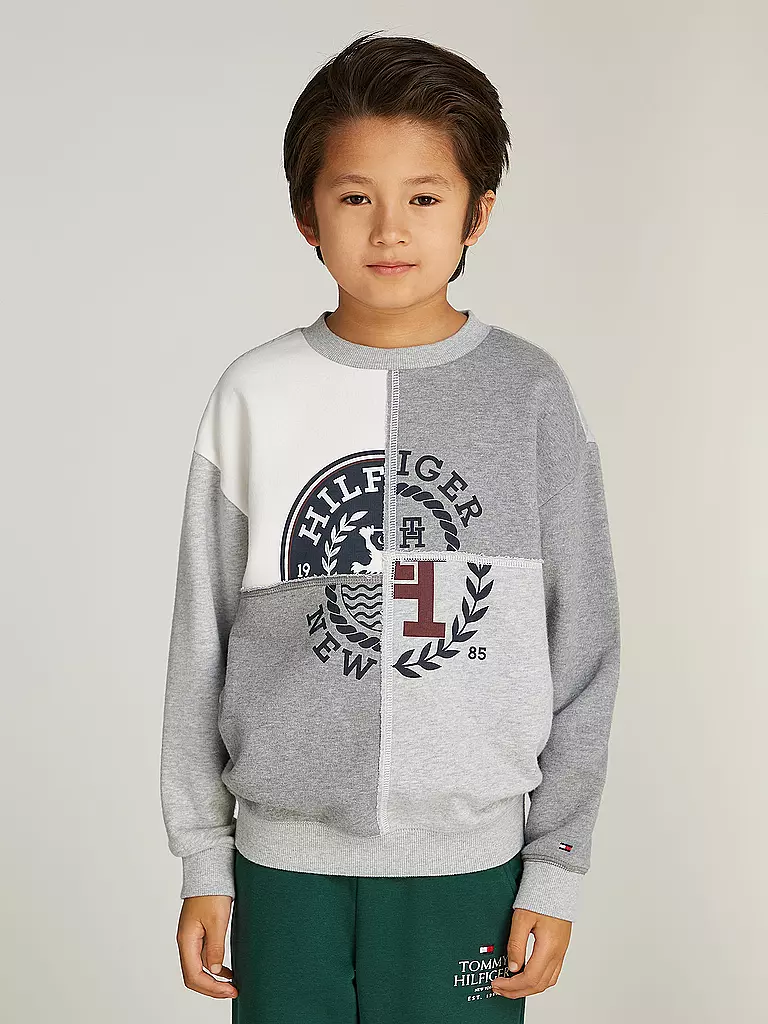 TOMMY HILFIGER Jungen Sweater hellgrau