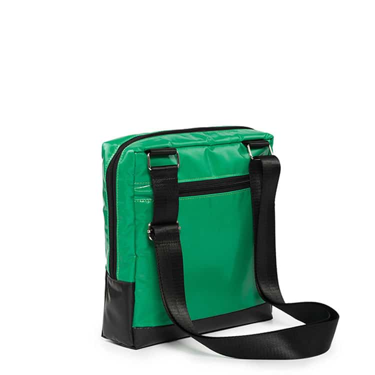 Jak’s Hiker | vert