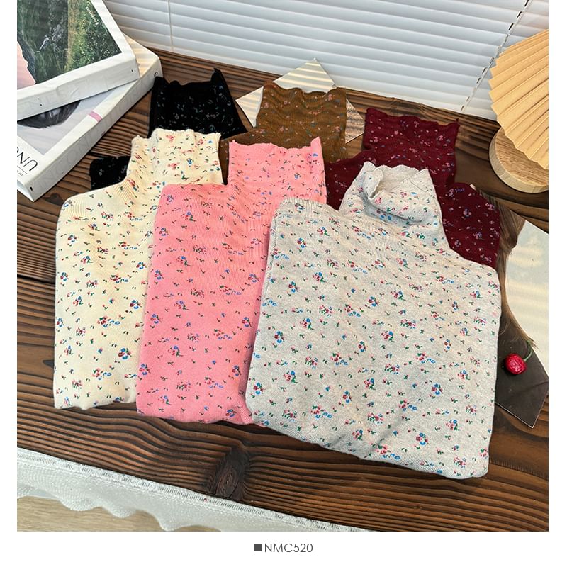 Lemongrass - T-shirt met hoge hals en bloemenprint in 6 kleuren