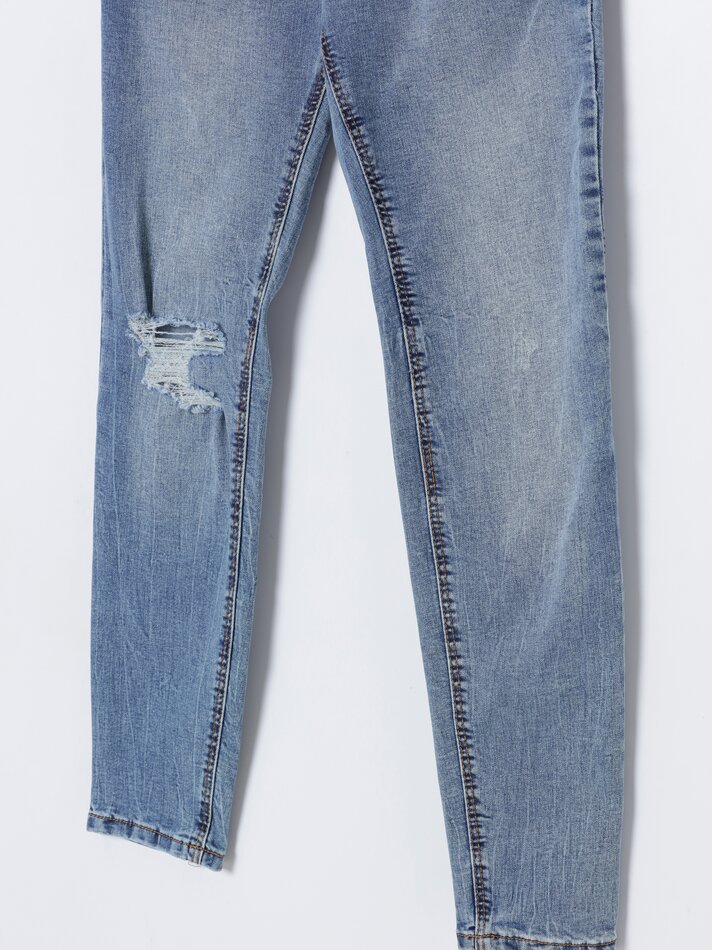 Calça jeans push-up - Azul índigo claro