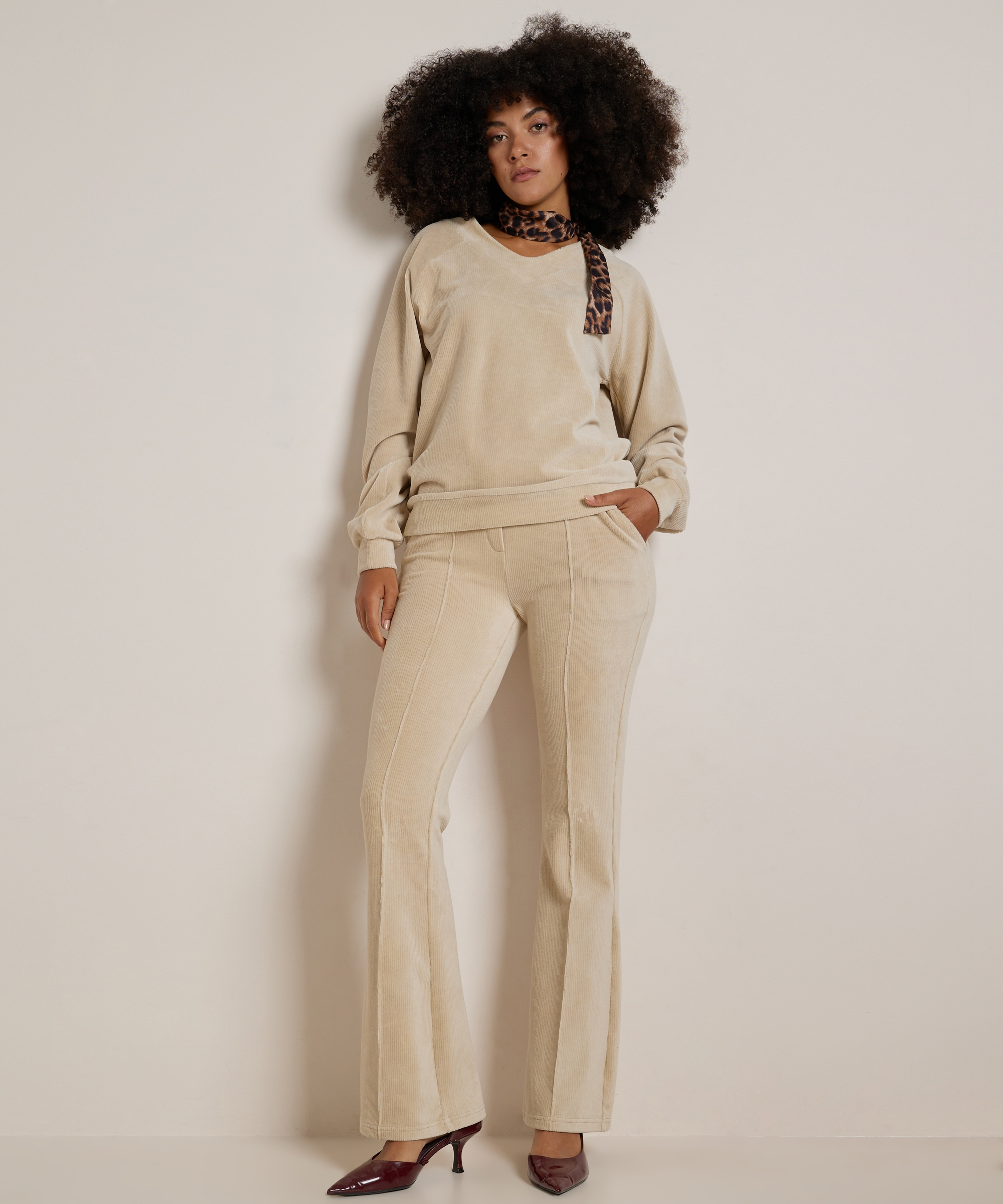flared fit broek rib velvet naad